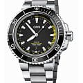 Oris Oris Aquis Depth Gauge 01 733 7755 4154-Set MB  01 733 7755 4154-Set MB механические мужские часы черный циферблат, браслет нержавеющая сталь — вид спереди
